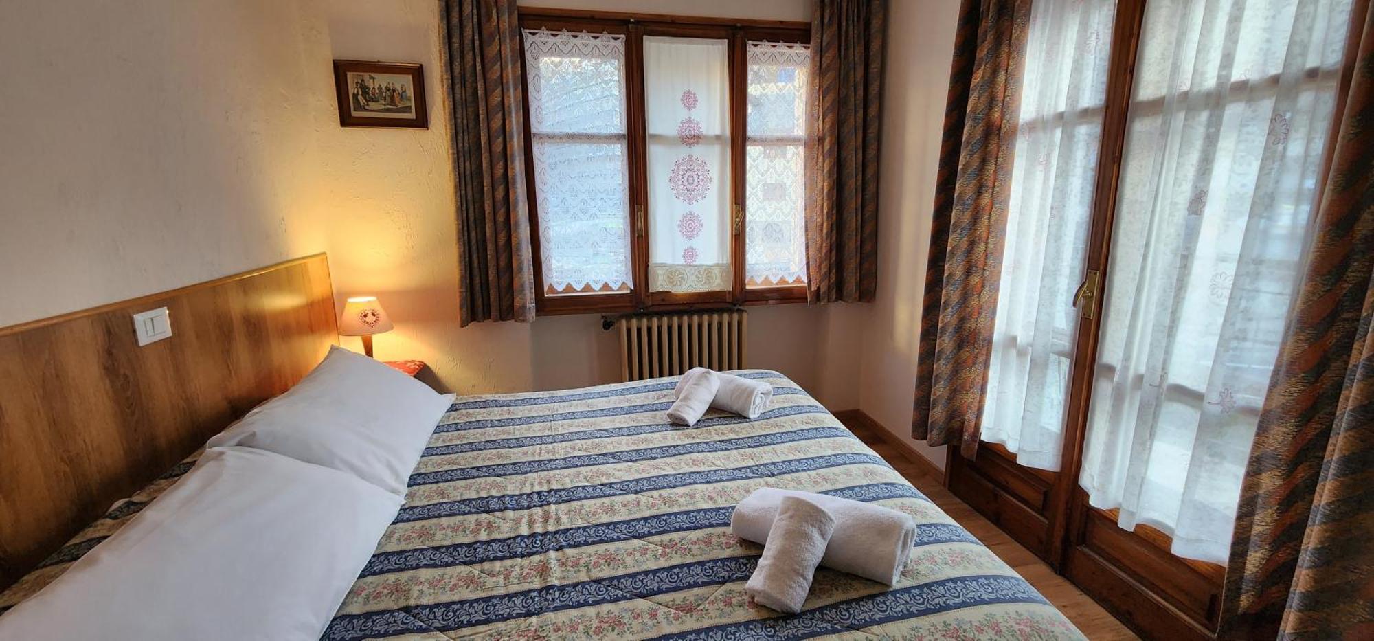 Hotel Villa Cary Oulx Exteriör bild